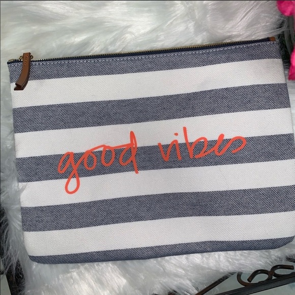 🌺Stella & Dot Good Vibes Pouch🌺 - Picture 3 of 6